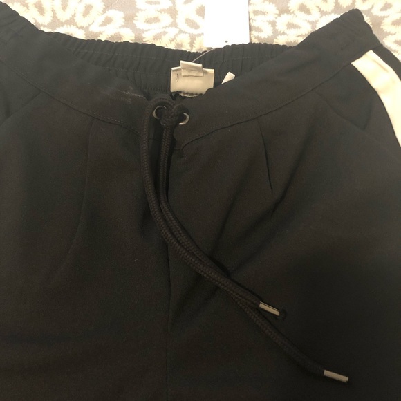 Draw string trousers - Picture 3 of 3